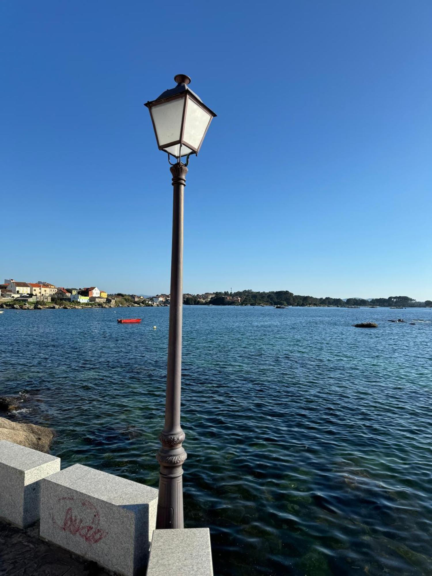 Apartamento Paseo Maritimo-A Illa De Arousa Экстерьер фото
